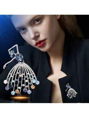 Luxe Ballet Dancer Crystal
Brooch